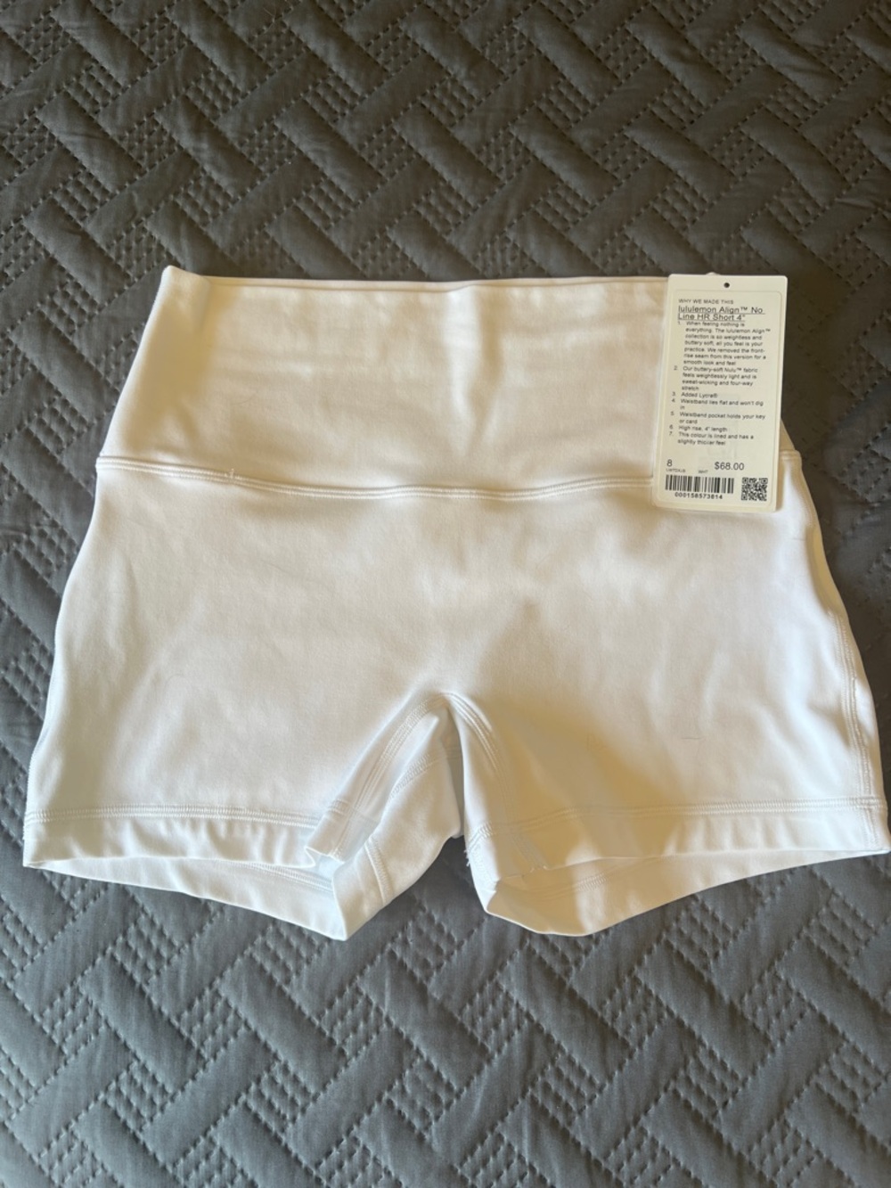 Lululemon Align No Line Shorts 4” - White (size 8)